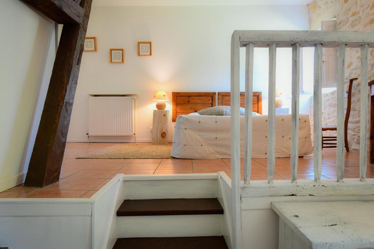 Bed and Breakfast La Ferme Dagué à Lasseube Extérieur photo