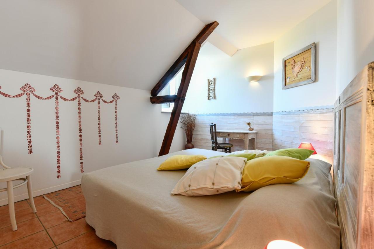 Bed and Breakfast La Ferme Dagué à Lasseube Extérieur photo